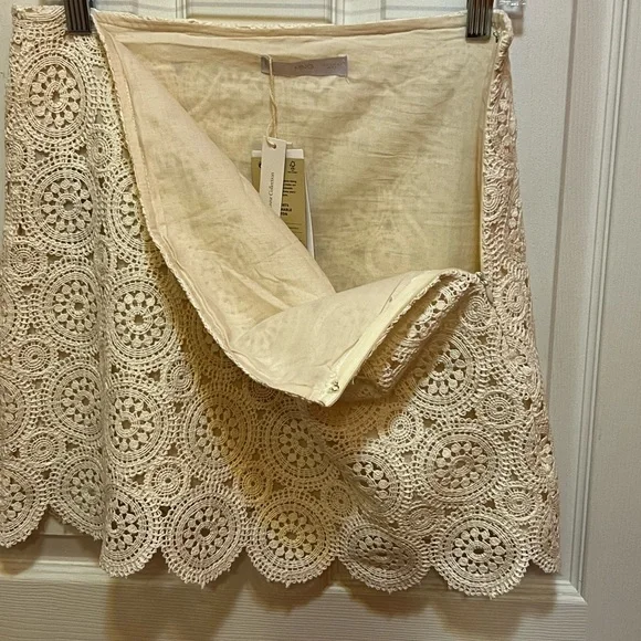 MNG Mango Cream Crochet Mini Skirt - Picture 4 of 5